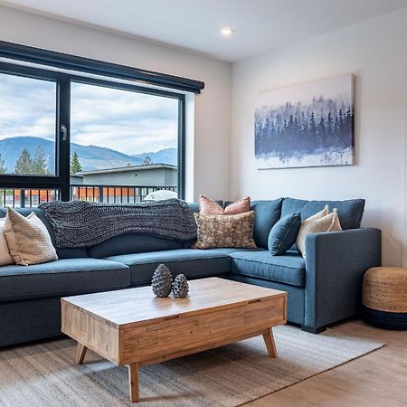Bluebird Daze By Revelstoke Vacations Apartment Екстериор снимка