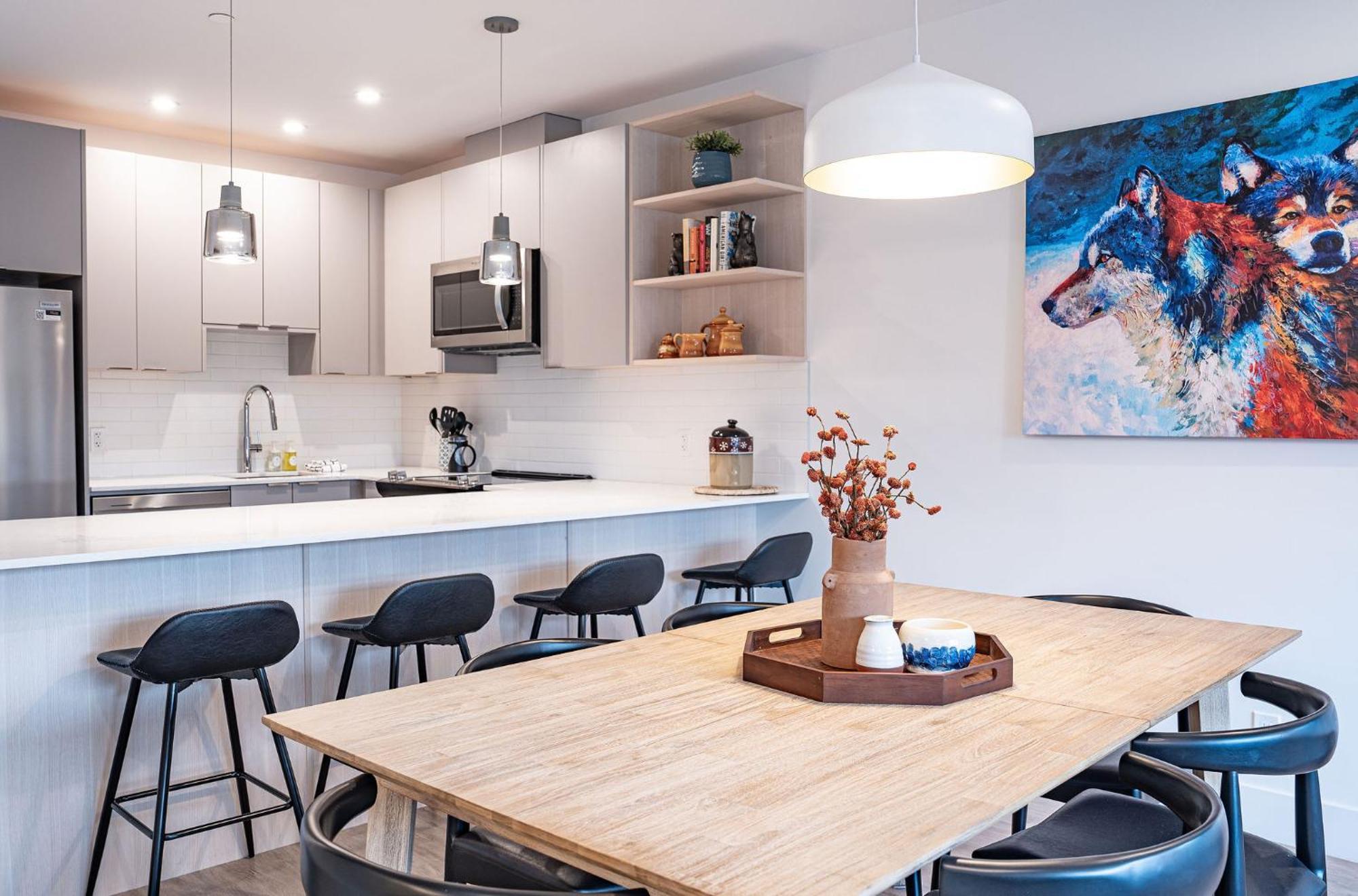 Bluebird Daze By Revelstoke Vacations Apartment Екстериор снимка